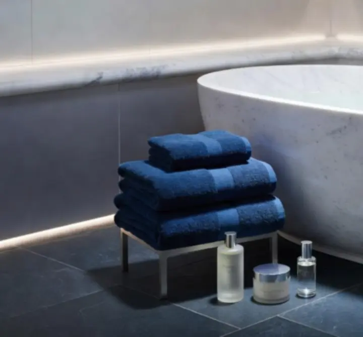 Detalj spa suitea s privatnim wellness sadržajima